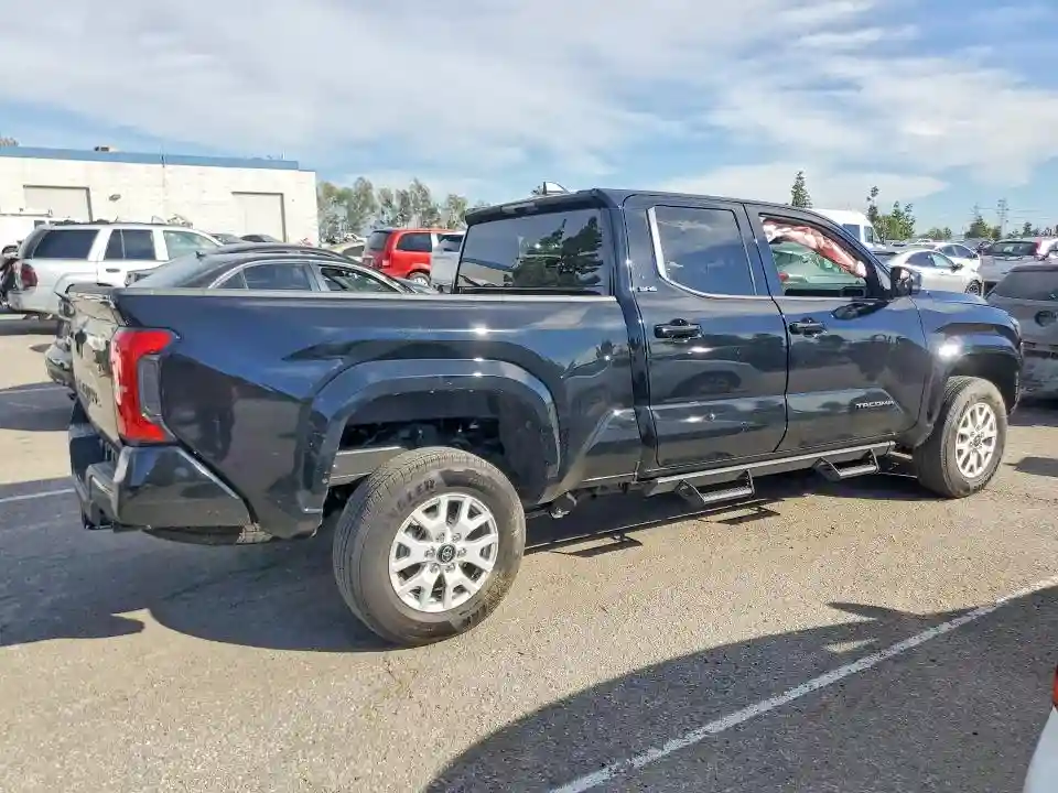 3TMKB5FN3SM050653 2025 TOYOTA TACOMA-2