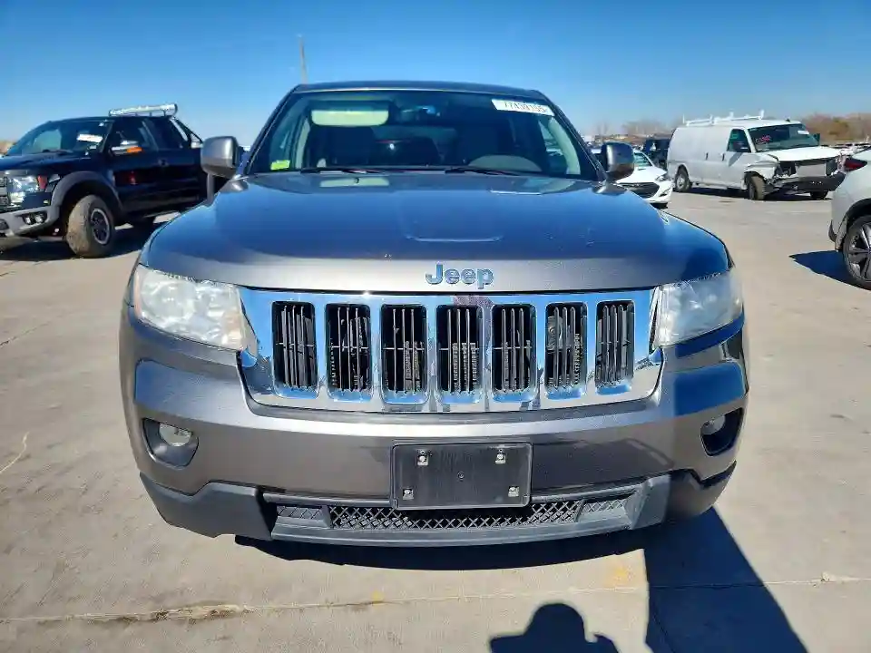 1C4RJFAG9DC582557 2013 JEEP GRAND CHEROKEE-4