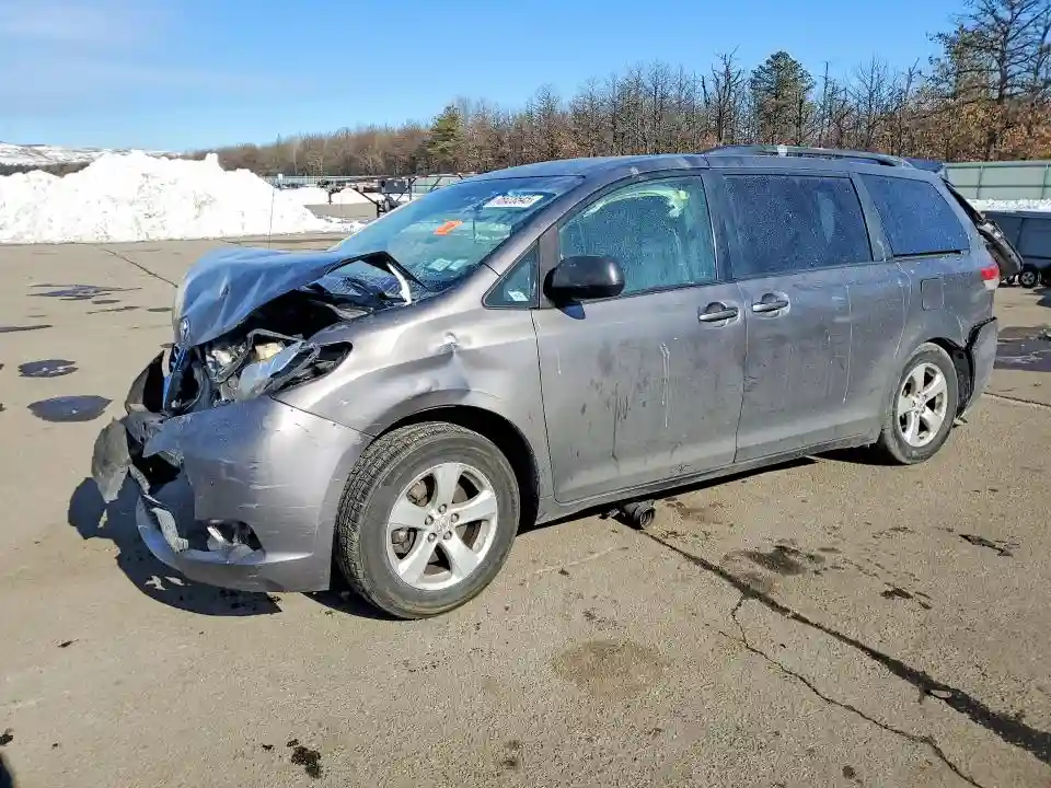 5TDKK3DC4BS037836 2011 TOYOTA ALL MODELS-0