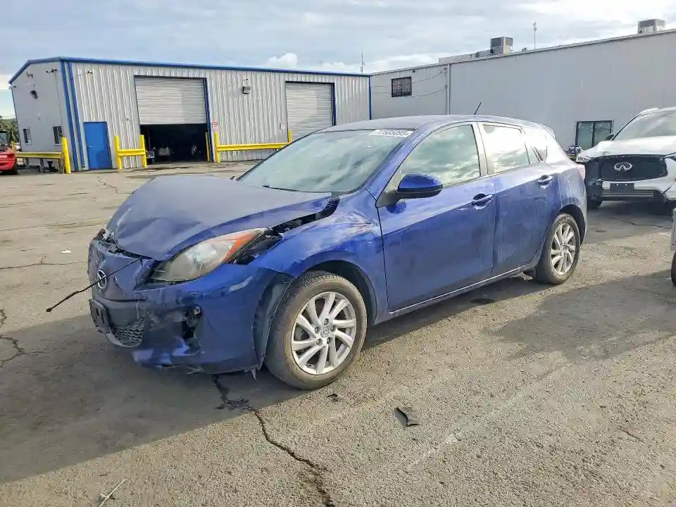 JM1BL1L8XC1548321 2012 MAZDA 3-0