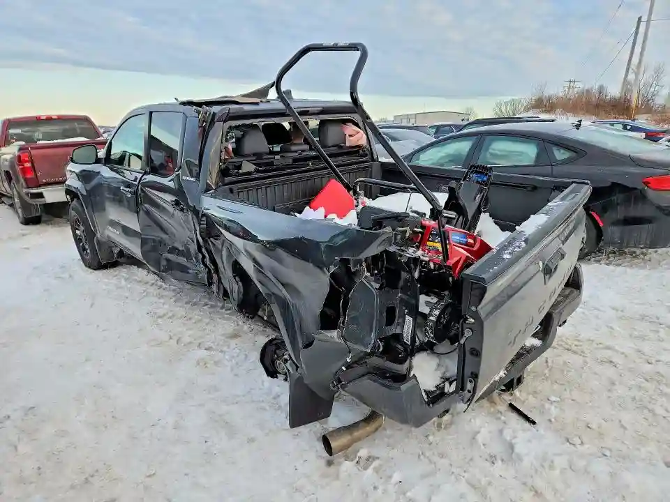 3TMLB5JN8SM207931 2025 TOYOTA TACOMA-1