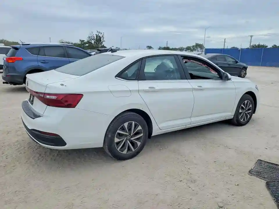 3VW5X7BU9SM102694 2025 VOLKSWAGEN JETTA-2