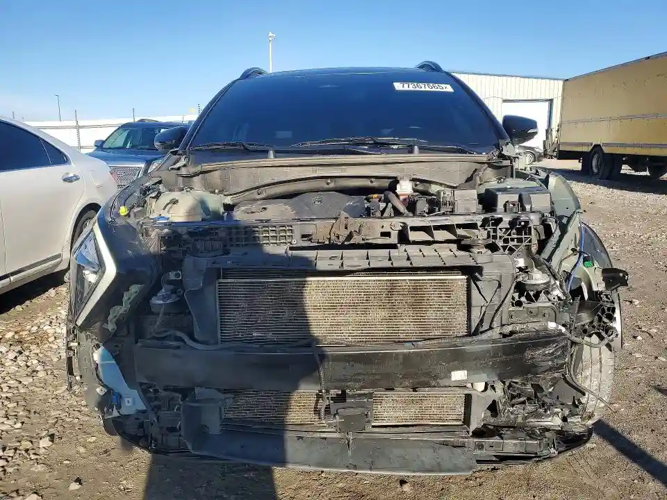 5XYK7CAF6PG025773 2023 KIA SPORTAGE X-4