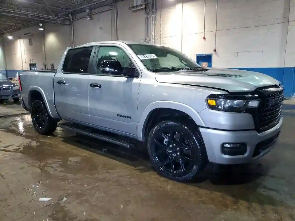 1C6SRFJP7SN553125 2025 RAM 1500-3