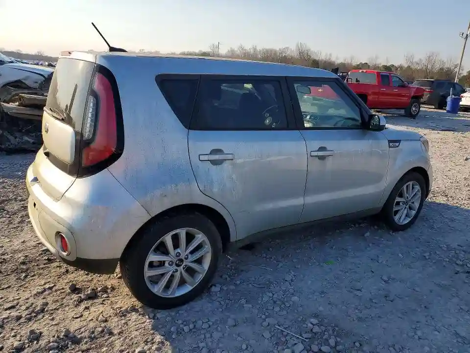KNDJP3A59H7417163 2017 KIA SOUL-2