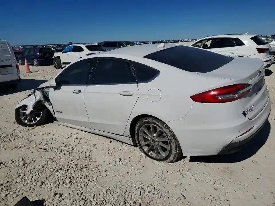 3FA6P0LU4KR104987 2019 FORD ALL MODELS-1