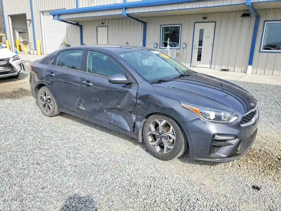 3KPF24AD8ME411480 2021 KIA FORTE-3