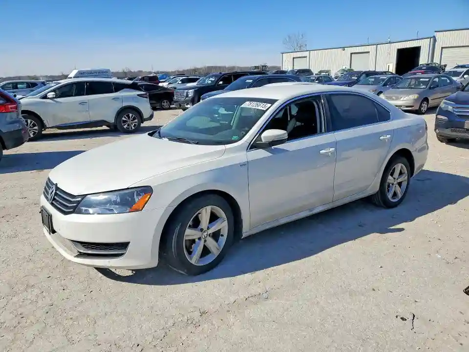 1VWAT7A3XEC023009 2014 VOLKSWAGEN PASSAT-0