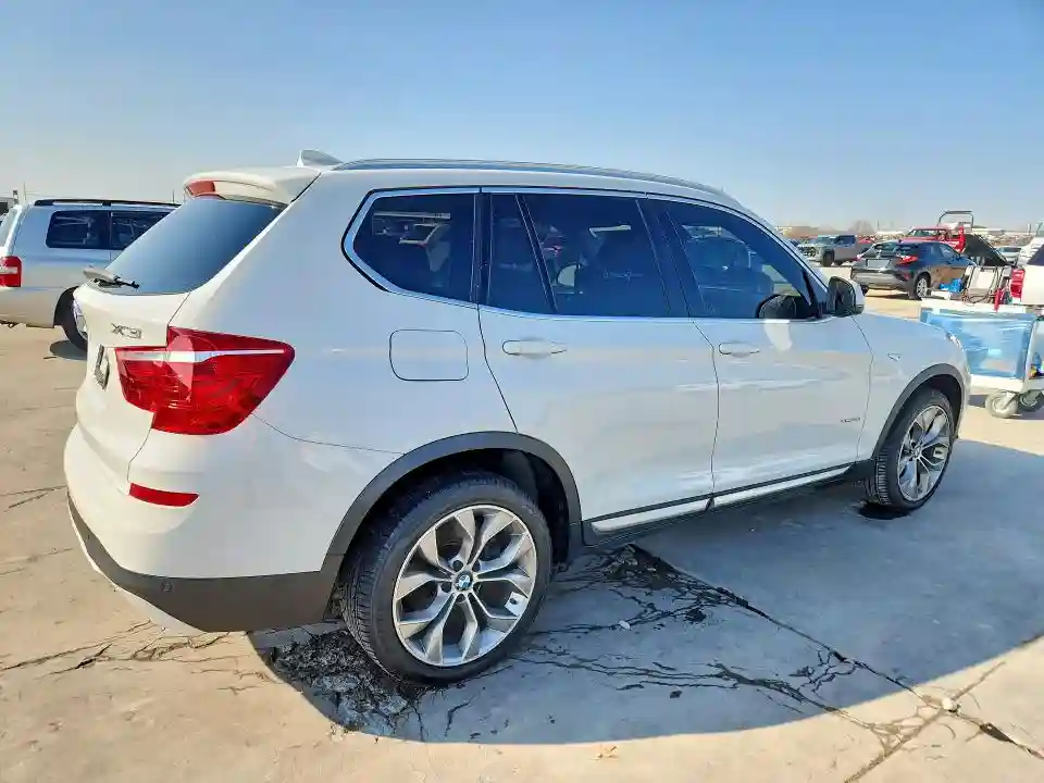 5UXWX9C55H0D97655 2017 BMW X3-2