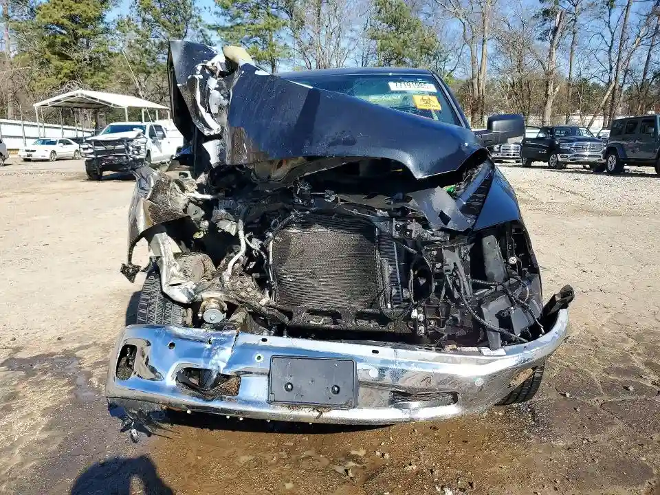 1C6RR6LT4HS776290 2017 RAM 1500-4