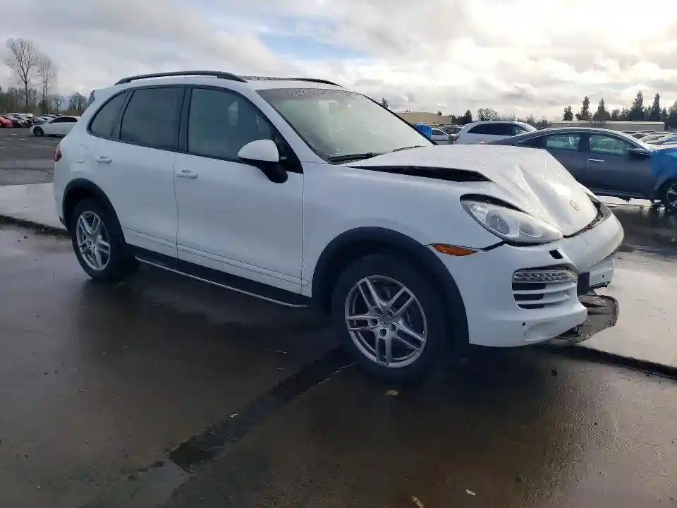 WP1AA2A27CLA10930 2012 PORSCHE CAYENNE-3