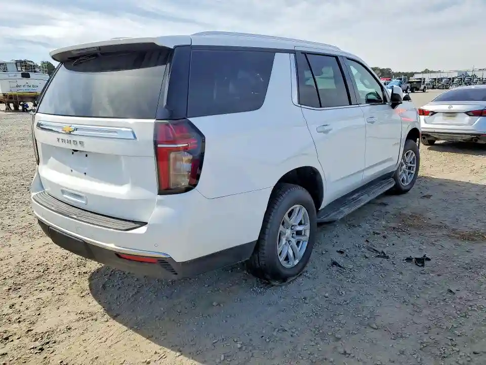 1GNSKMKD4NR276704 2022 CHEVROLET TAHOE-2