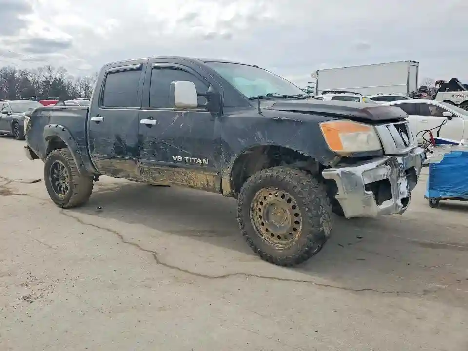 1N6BA0EC7BN301568 2011 NISSAN TITAN-3