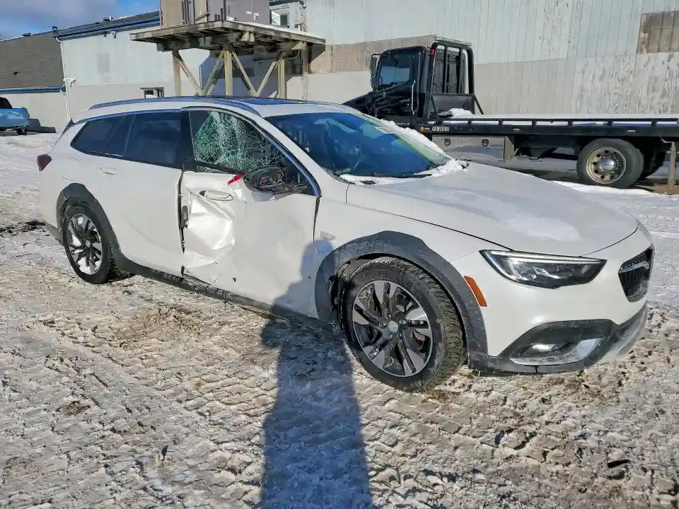 W04GV8SX9J1155922 2018 BUICK REGAL-3