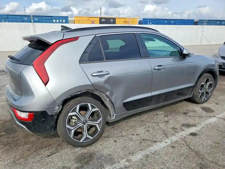 KNDCR3LE2P5030979 2023 KIA NIRO-2