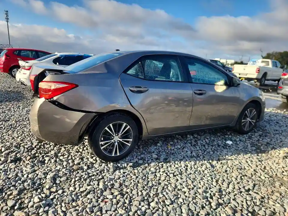2T1BURHE8JC030923 2018 TOYOTA COROLLA-2