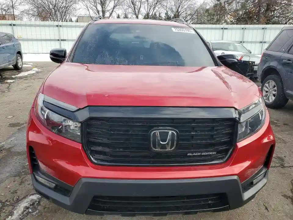 5FNYF8H81RB015762 2024 HONDA PASSPORT B-4