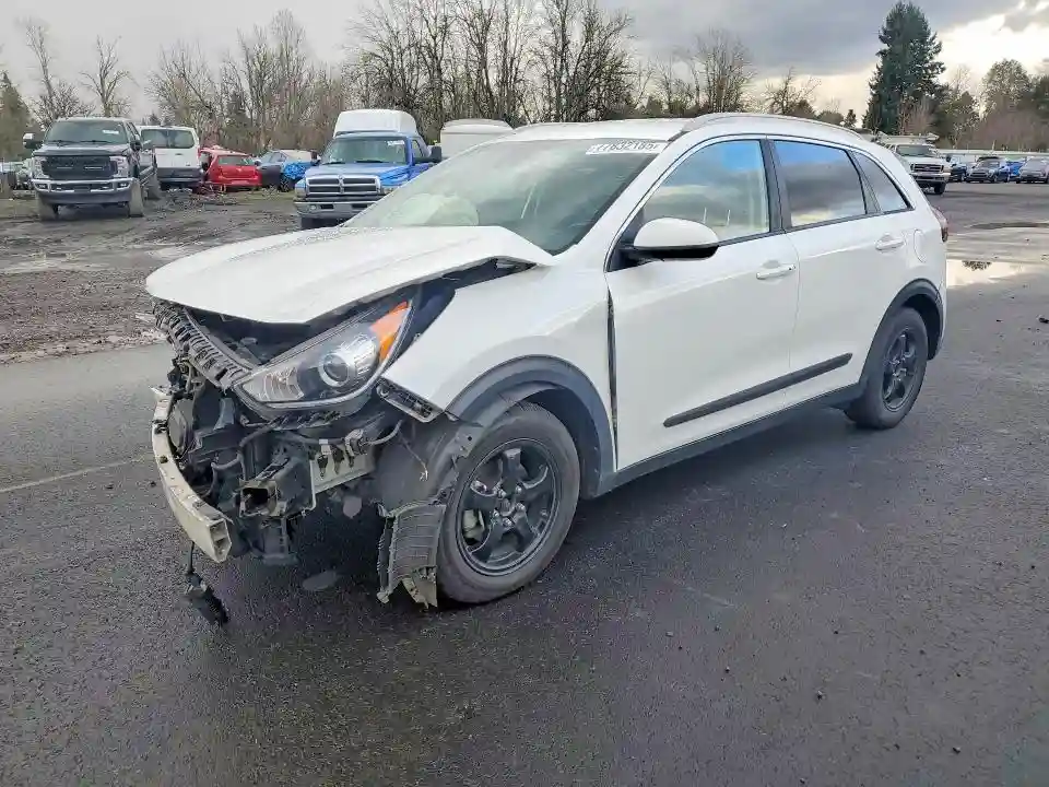 KNDCB3LC1J5204552 2018 KIA NIRO-0