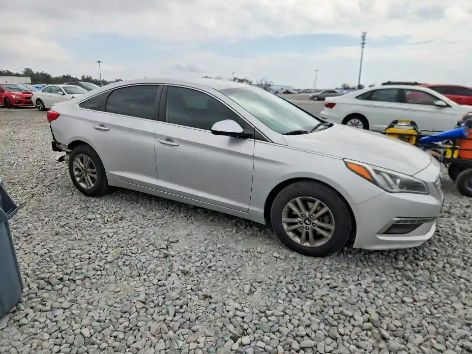 5NPE24AF4FH240576 2015 HYUNDAI SONATA-3