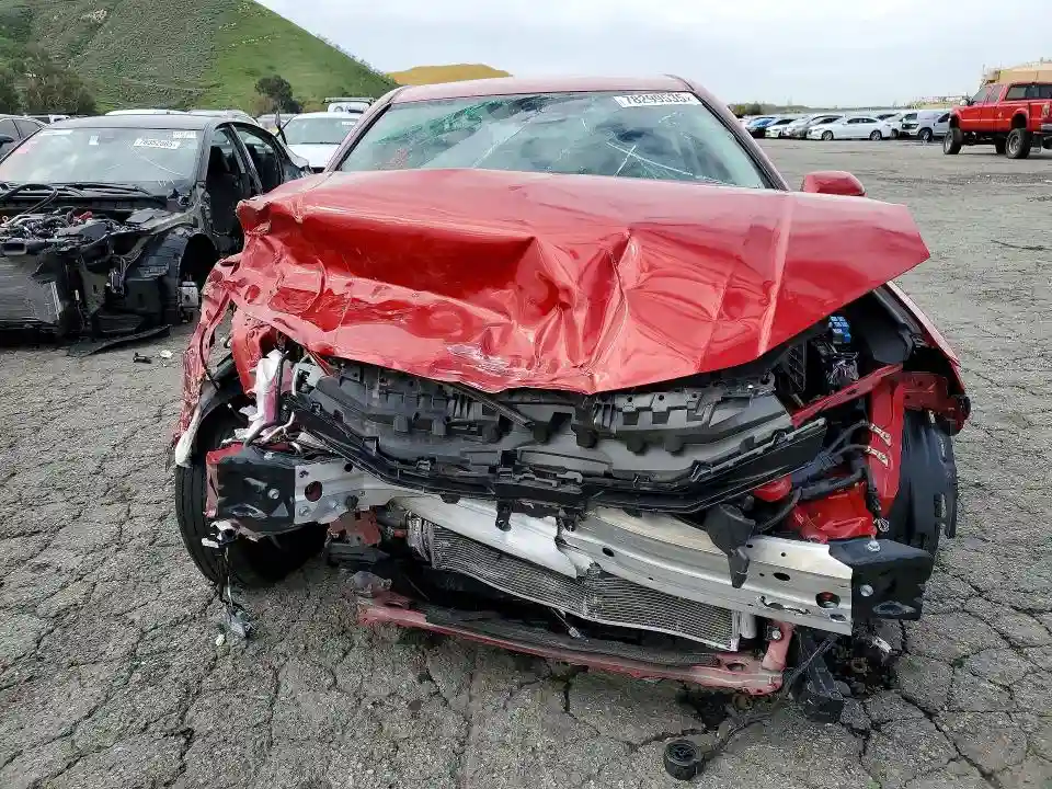 4T1DAACKXSU114869 2025 TOYOTA CAMRY-4