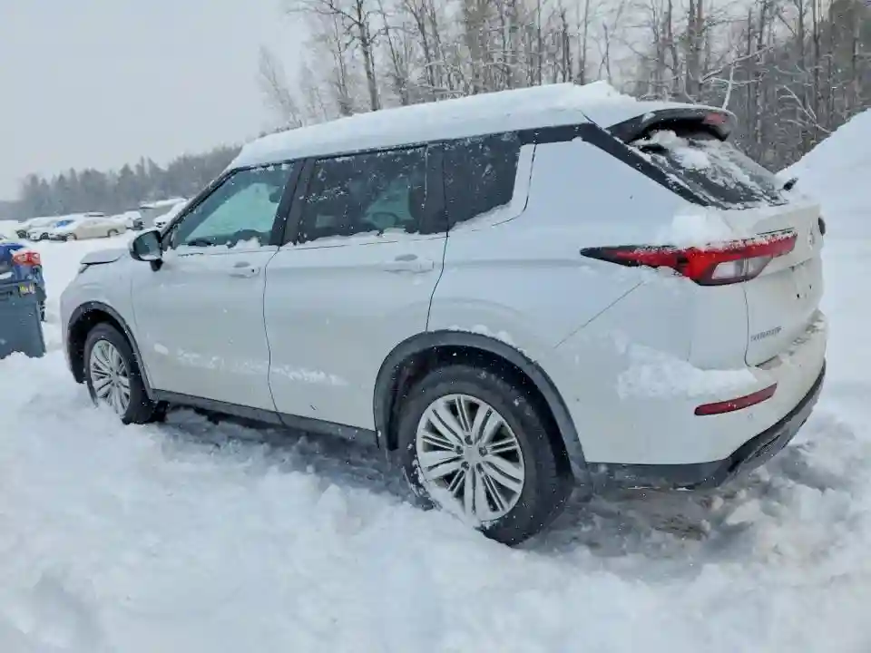 JA4J4TA86NZ605944 2022 MITSUBISHI OUTLANDER-1