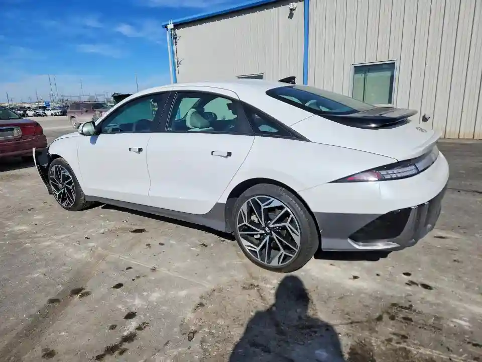KMHM34AC2RA066626 2024 HYUNDAI IONIQ 6 SE-2