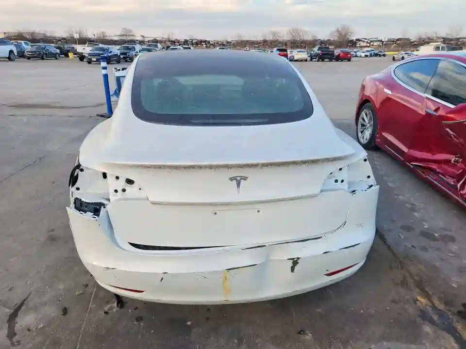 5YJ3E1EA1MF996096 2021 TESLA MODEL 3-5