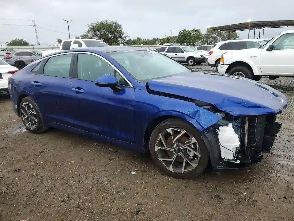 KNAG34J79S5276625 2025 KIA K5-3