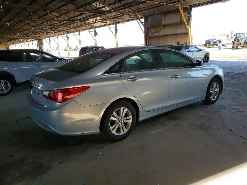 5NPEB4AC5DH754696 2013 HYUNDAI SONATA-2
