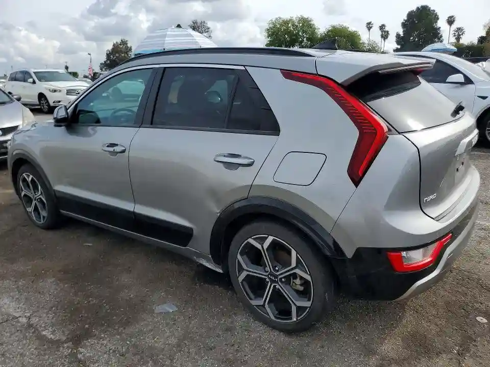 KNDCR3LE2P5030979 2023 KIA NIRO-1