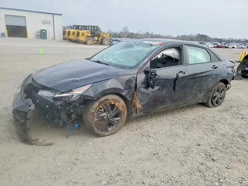 KMHLM4AJ1NU019216 2022 HYUNDAI ELANTRA-0