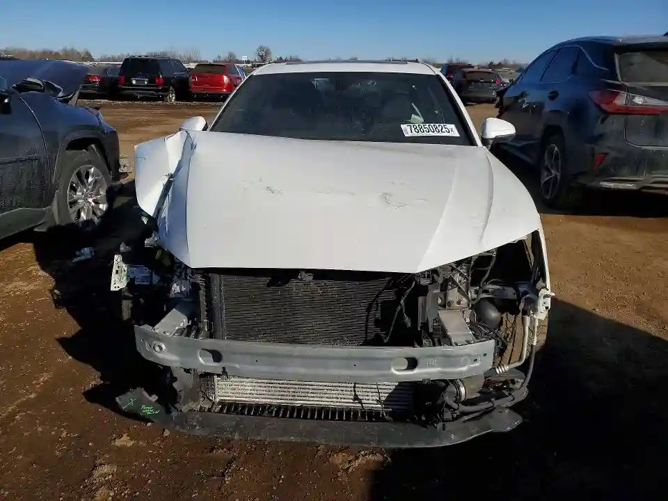 WAUEAAF44MA015410 2021 AUDI A4-4