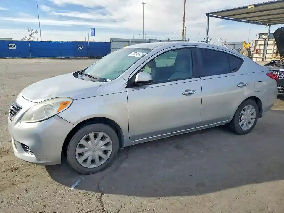 3N1CN7AP2CL918300 2012 NISSAN VERSA-0