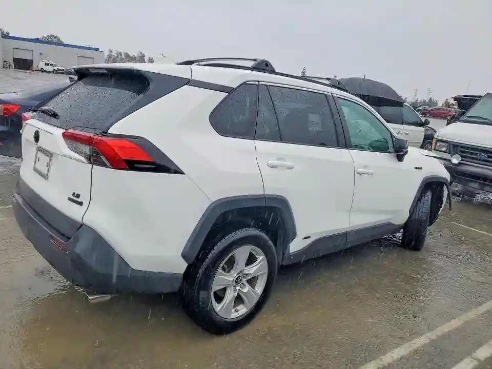 4T3LWRFV1MU031035 2021 TOYOTA RAV4-2