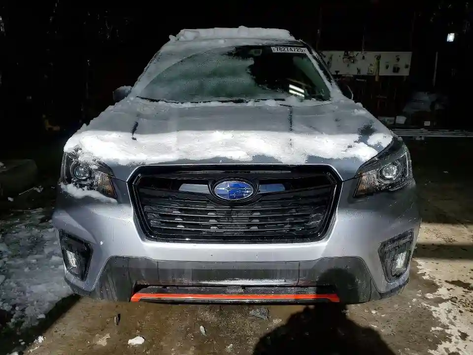 JF2SKAPC9KH581724 2019 SUBARU FORESTER-4