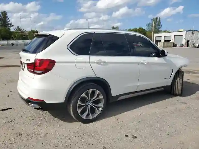 5UXKR2C57J0Z21939 2018 BMW X5-2