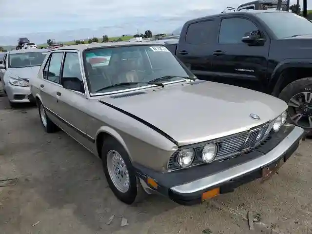 WBADK8302G9702412 1986 BMW 5 SERIES-3