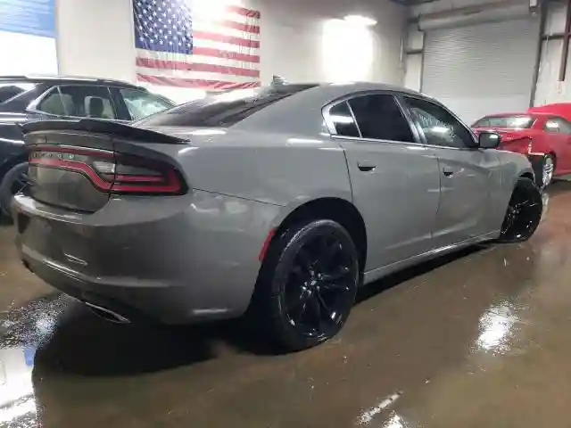 2C3CDXHG3JH186971 2018 DODGE CHARGER-2