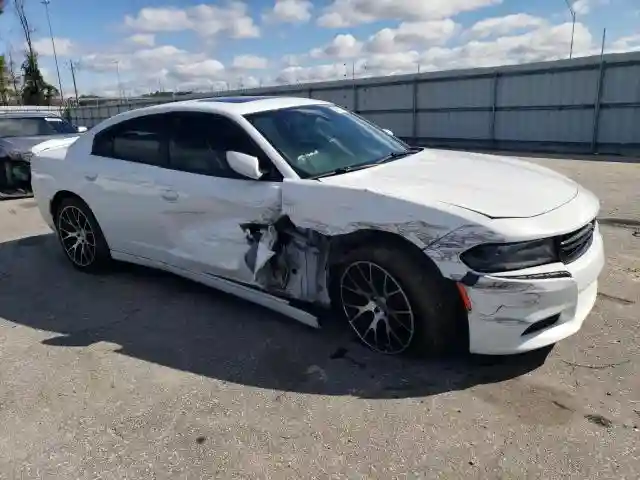 2C3CDXBGXKH696485 2019 DODGE CHARGER-3