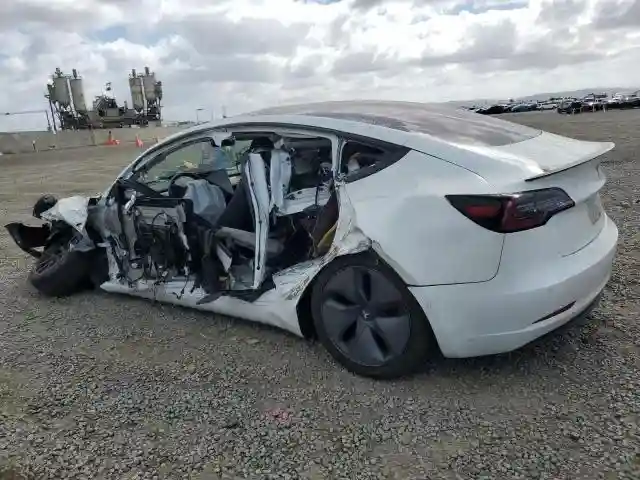 5YJ3E1EA0JF052009 2018 TESLA MODEL 3-1