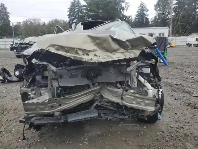 JF2SKAMC5NH528639 2022 SUBARU FORESTER-4