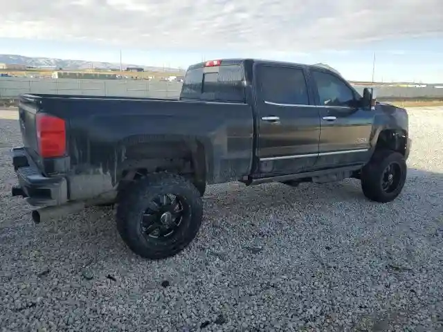 1GC4K0EY8JF148079 2018 CHEVROLET ALL MODELS-2