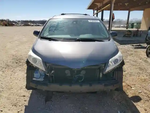 5TDKZ3DC1JS929696 2018 TOYOTA ALL MODELS-4