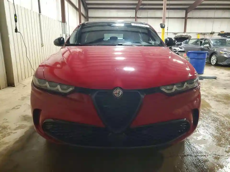 ZASPATTW9S3086461 2025 ALFA ROMEO ALL OTHER-4