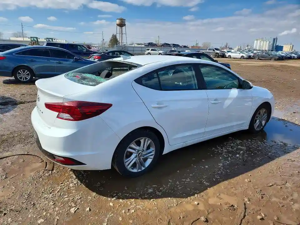 5NPD84LF2KH480310 2019 HYUNDAI ELANTRA-2