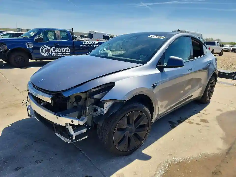 7SAYGDED8SA356220 2025 TESLA MODEL Y-0