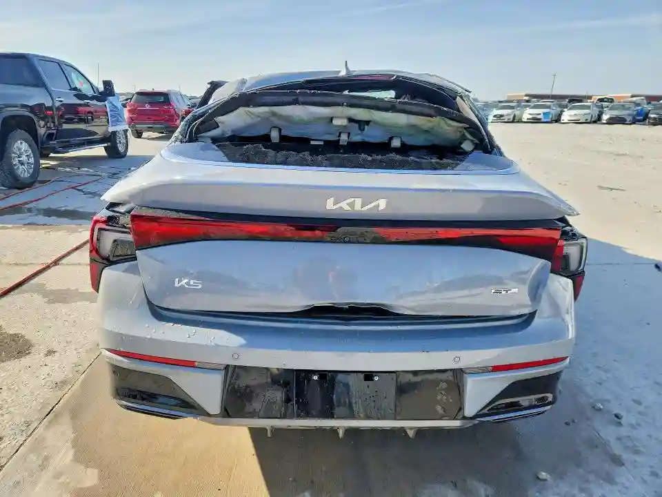 KNAG64J74S5386876 2025 KIA K5-5