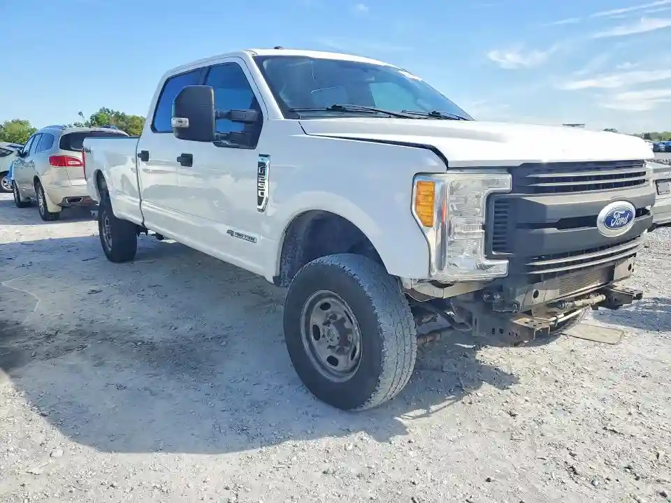 1FT7W2BT0HEE95024 2017 FORD F250-3