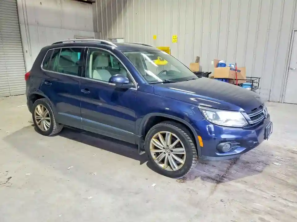 WVGBV7AX1GW545593 2016 VOLKSWAGEN TIGUAN-3