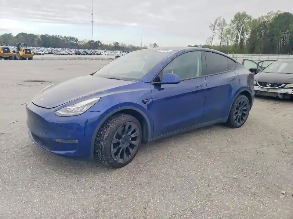 7SAYGDEE8PA150802 2023 TESLA MODEL Y-0